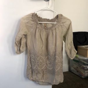 Beautiful boutique blouse.